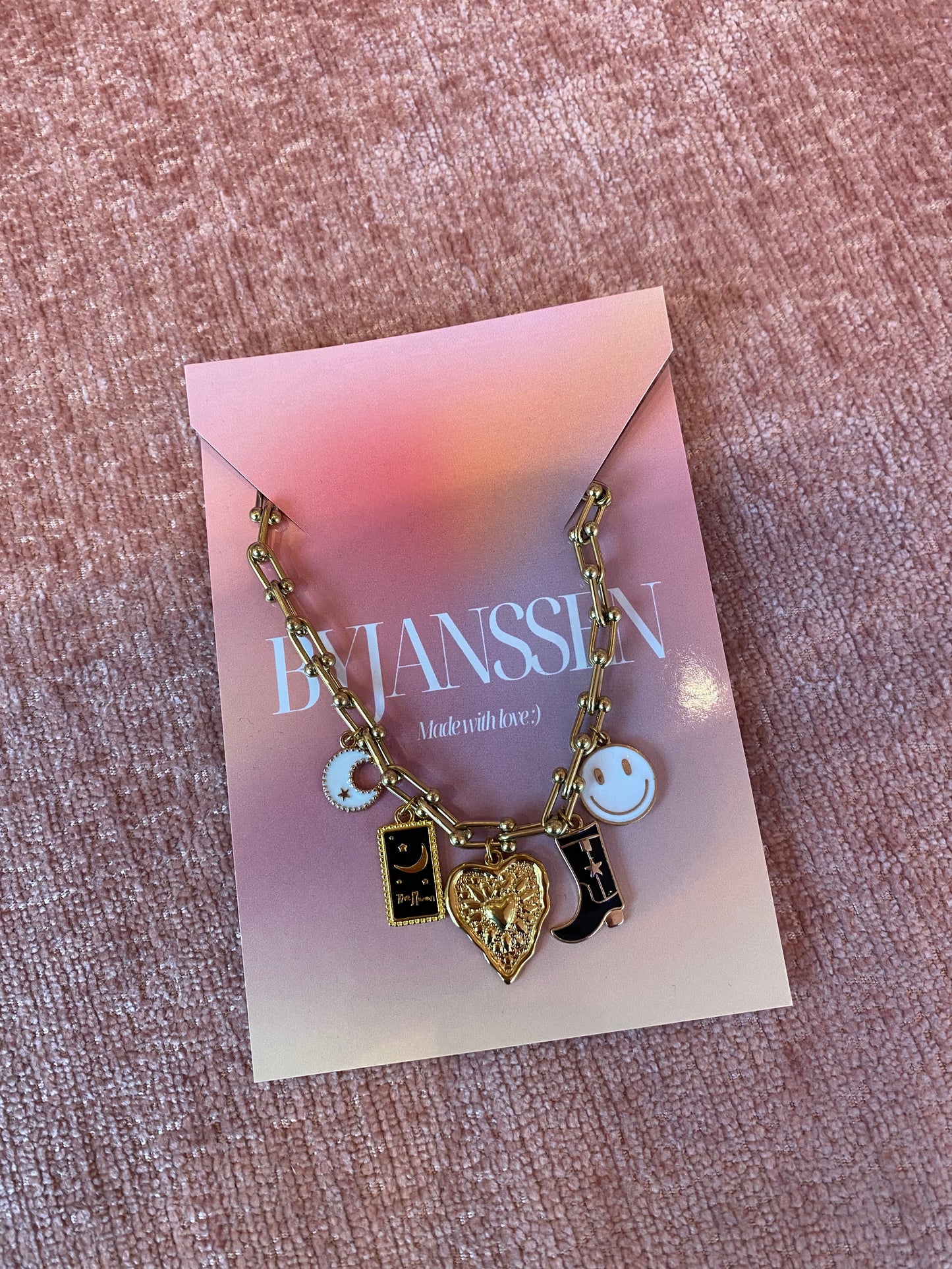 Charmy Ketting - Back To Black Edition
