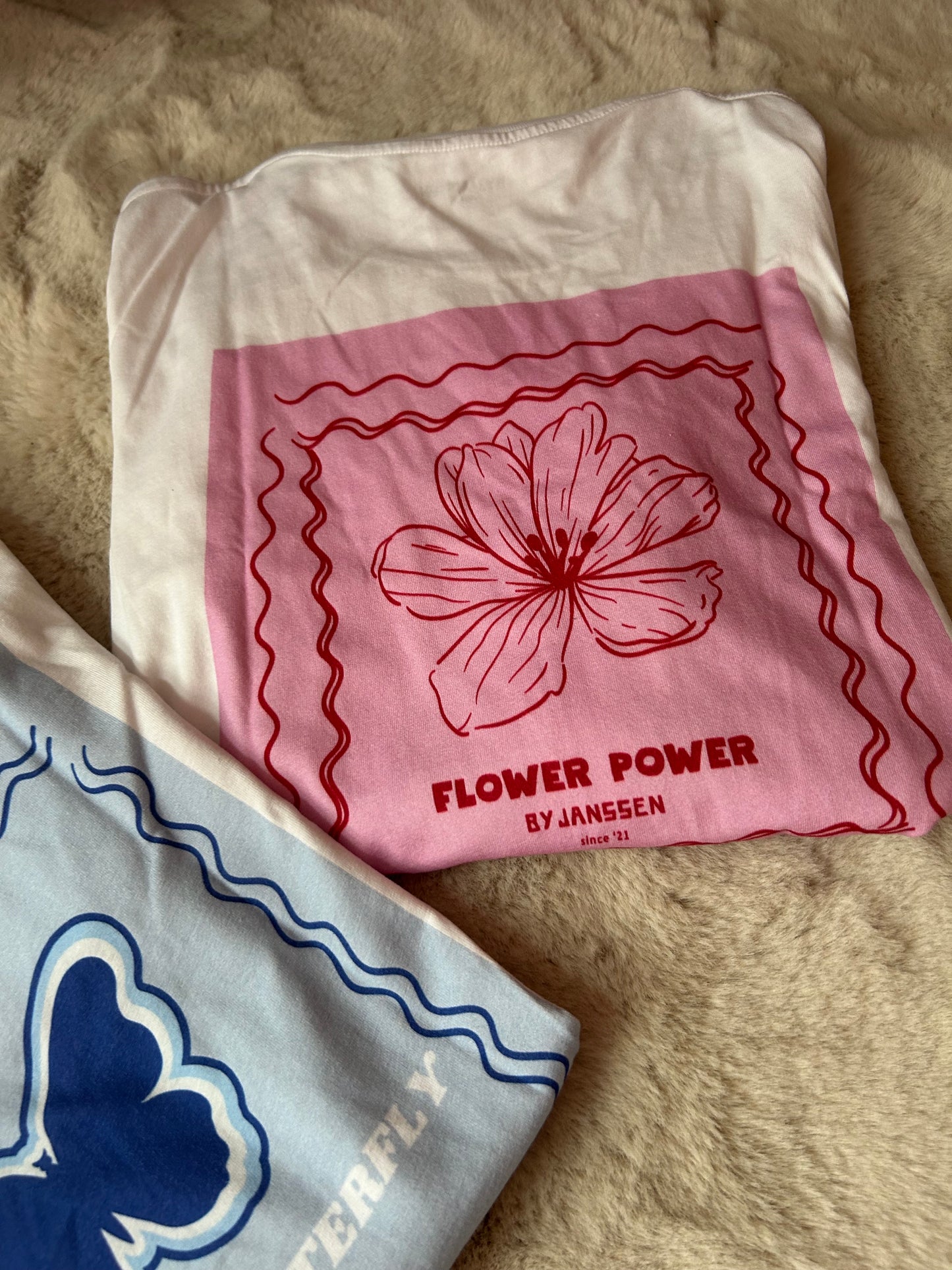 LONG SLEEVE FLOWER POWER