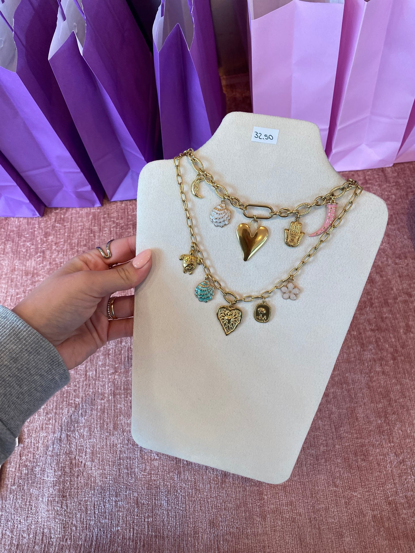 Charmy Ketting - August Edition