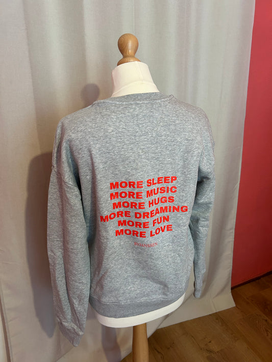 MORE SLEEP SWEATER